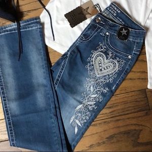 NWT Western Cowboy Embroidered Rockin Star Wide Leg Jean